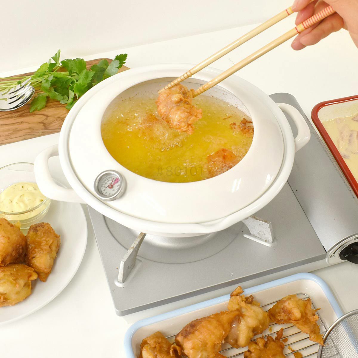 FUJIHORO 富士ホーロー 24cm天ぷら鍋（温度計付） ホワイトの説明画像3