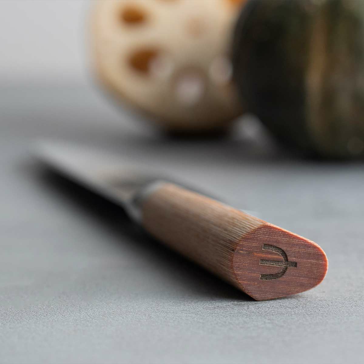 YAXELL ヤクセル あすか 3層鋼 三徳包丁の説明画像3