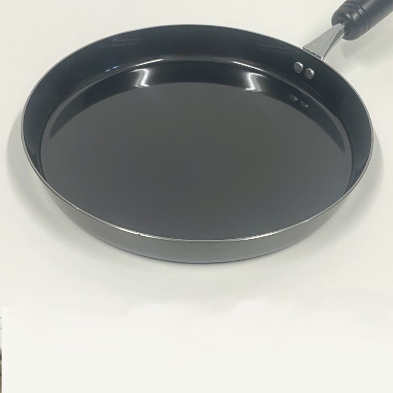 目玉焼きがおいしく焼ける鉄のフライパン ガラス蓋付《公式
